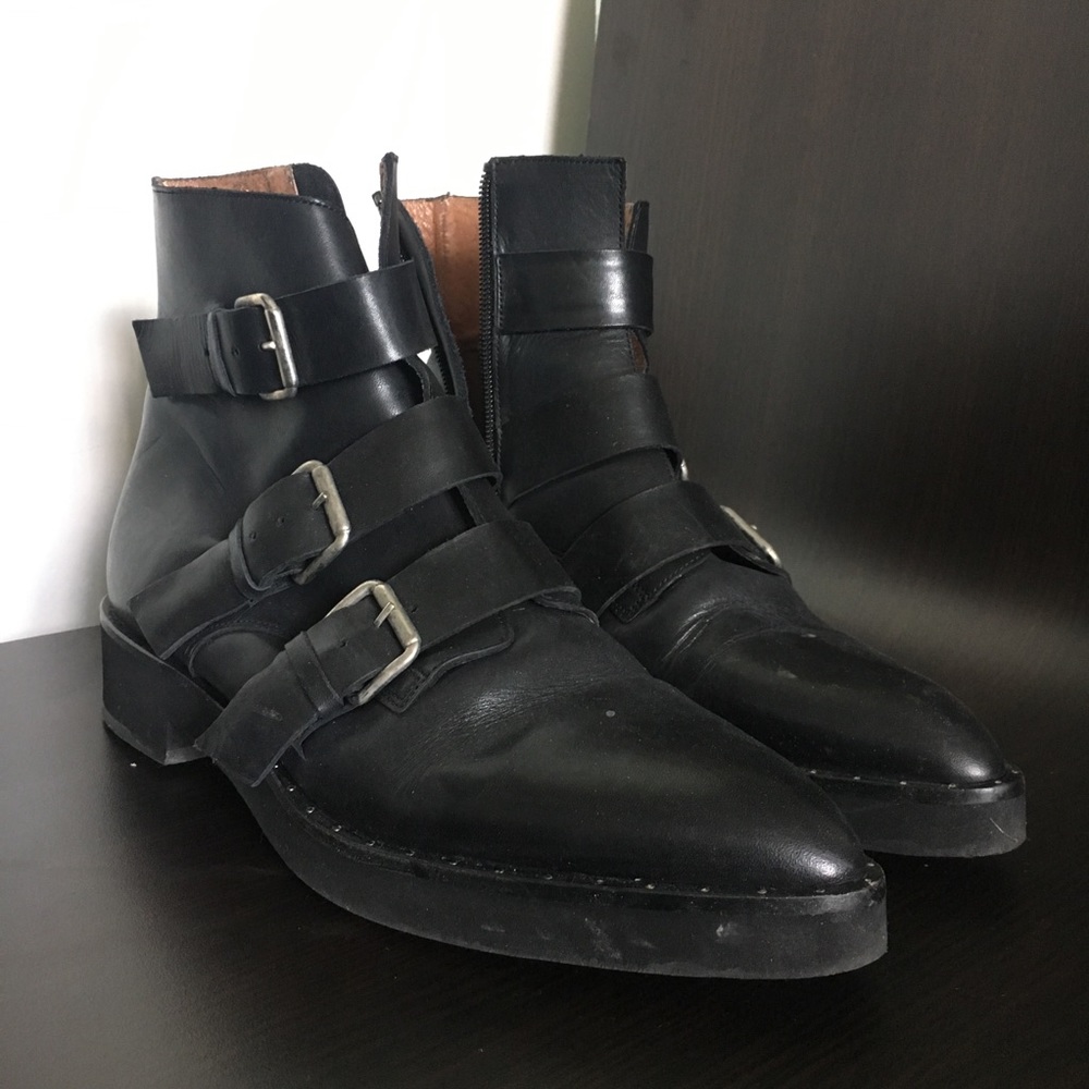 Jonak Paris Black Leather Ankle Boots